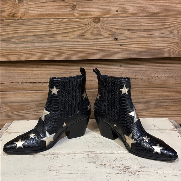 Betsey Johnson Izak Booties - Picture 6 of 9